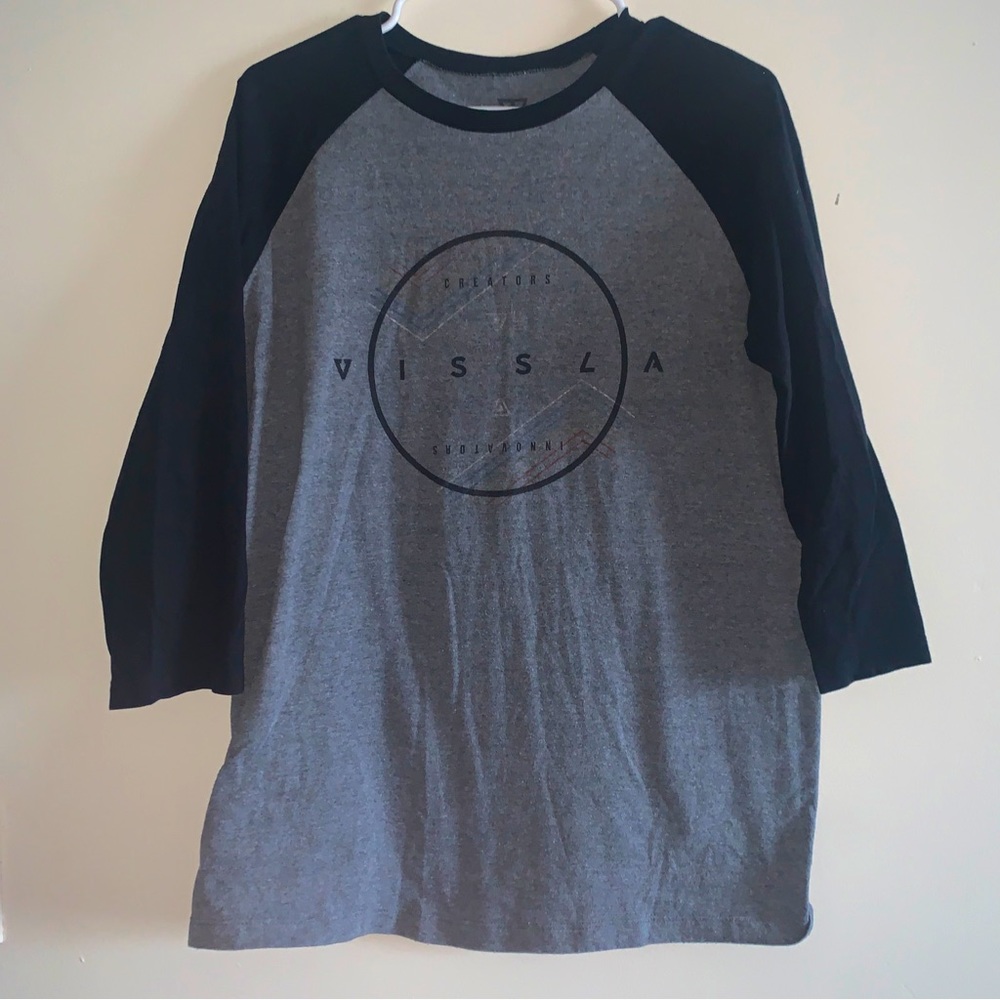 Vissla Shirt Mens Medium Gray Black 3/4 Sleeve Basic Casual Logo Baseball